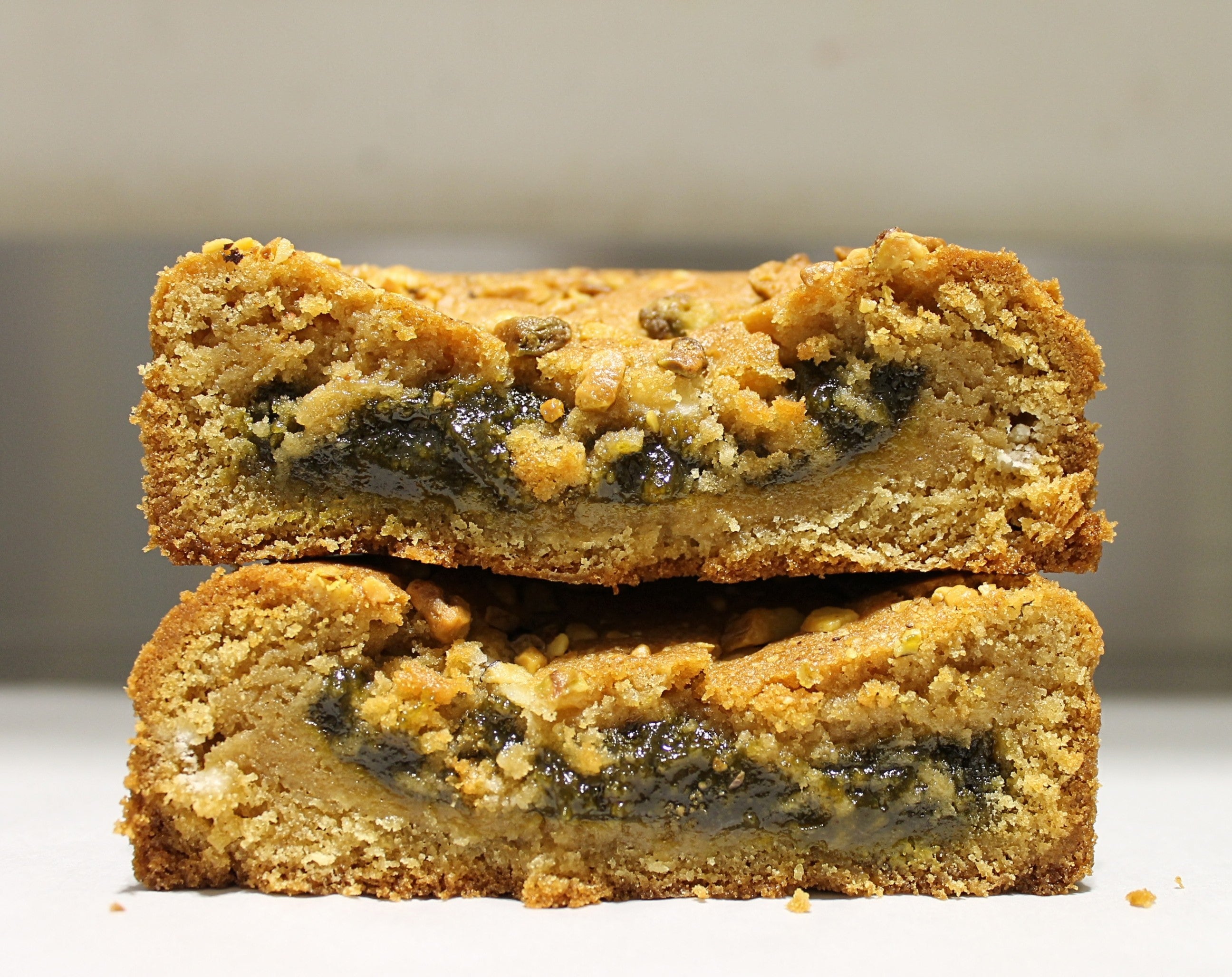 White Chocolate & Stuffed Pistachio Fudge